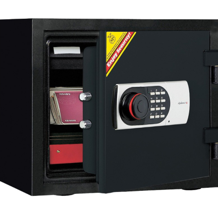 Két sắt nhập khẩu