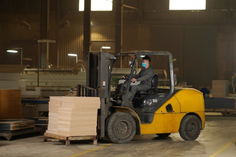 Cảnh báo người tiêu dùng về nội thất giá rẻ Trung Quốc                                